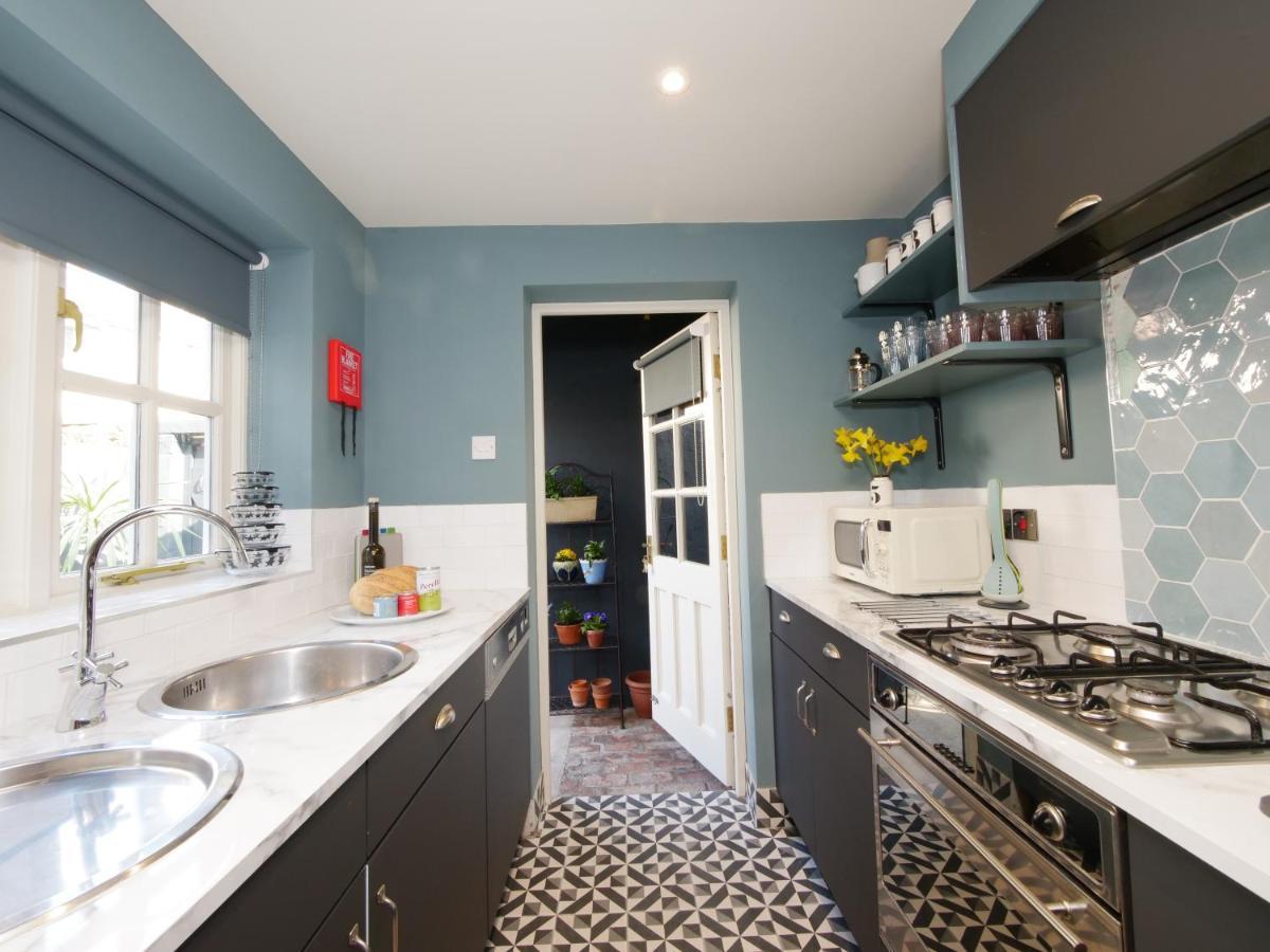 Bar Wall Cottage-City Wall Views-Sleeps 5 Γιορκ Εξωτερικό φωτογραφία